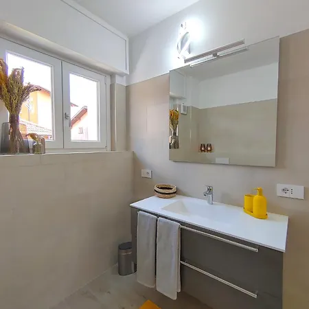 Piazzetta Apartamento Dongo